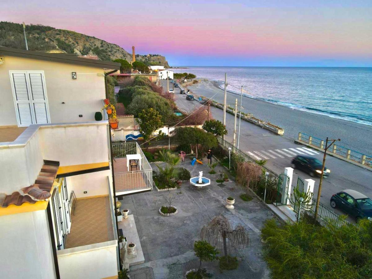 Villa Tripepi Bova Marina Exterior foto